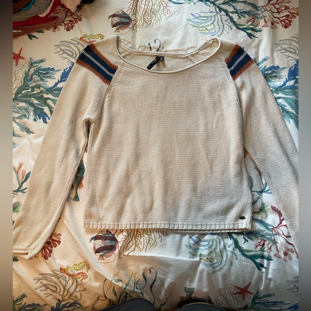 O'Neill cream/beige sweater Size Small